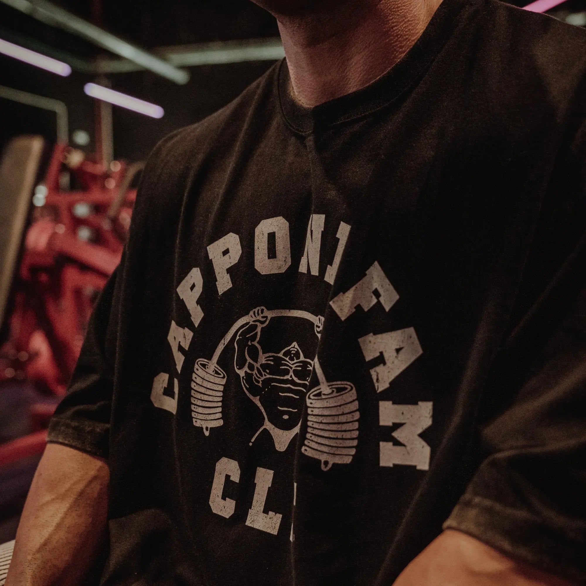 MUSCLE BLACK T-SHIRT