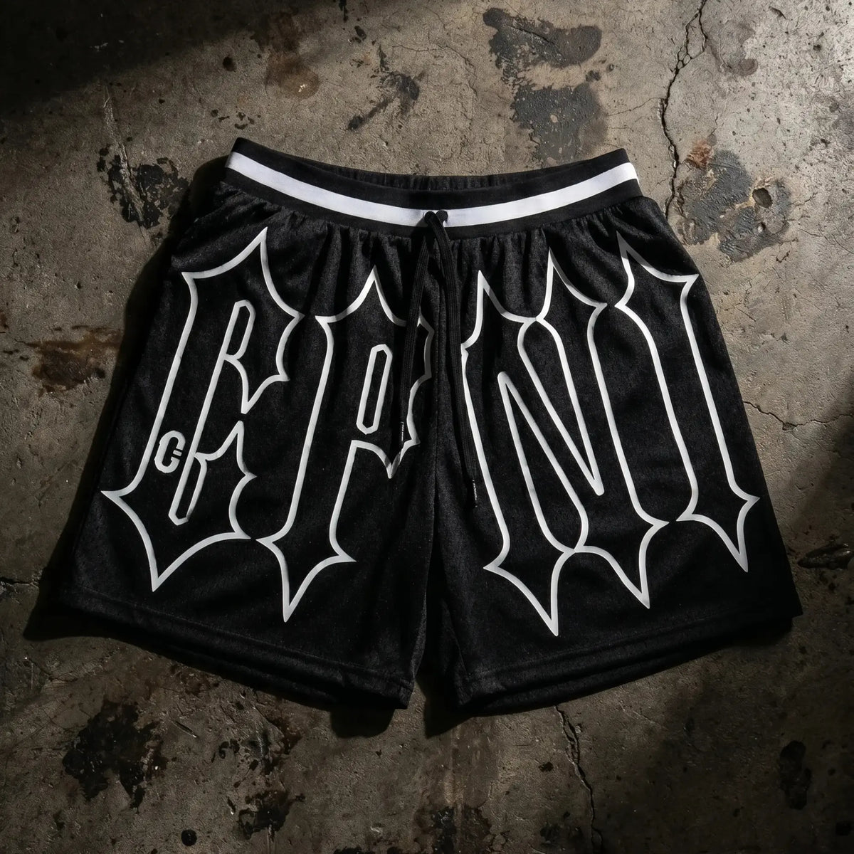 BLACK SHORT METAL CORE